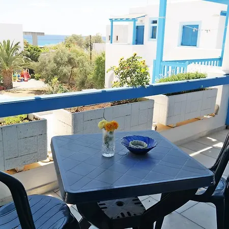 Karabatsis Guest house 2*