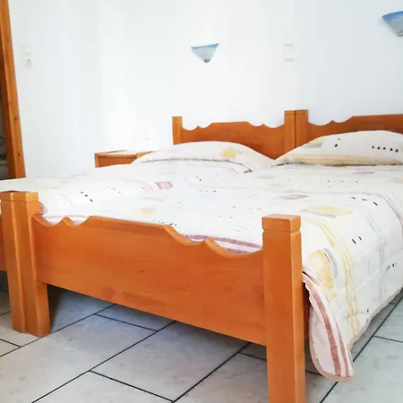 Guest house Karabatsis Naxos City