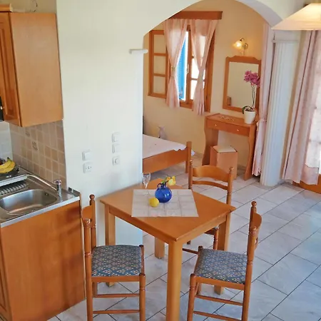 Guest house Karabatsis